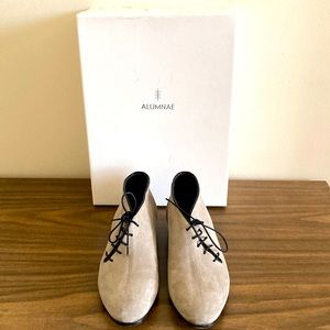 Alumnae Gray Suede Booties size 37 ✌️